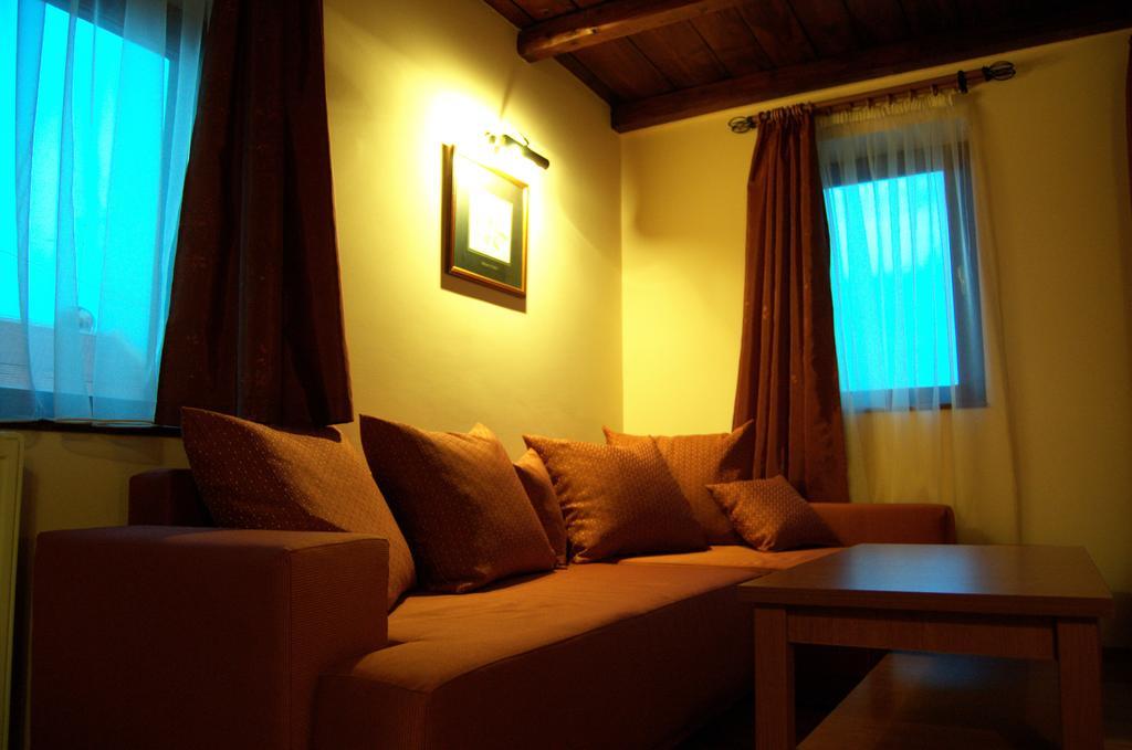 Guest House Prenociste Piccolina ซอมโบร์ ภายนอก รูปภาพ