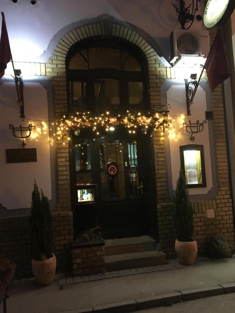 Guest House Prenociste Piccolina ซอมโบร์ ภายนอก รูปภาพ